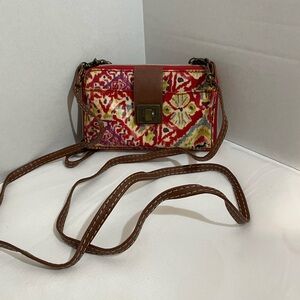 Sakroots wristlet‎ women’s Red Yellow Crossbody Adjustable strap Peace NWOT